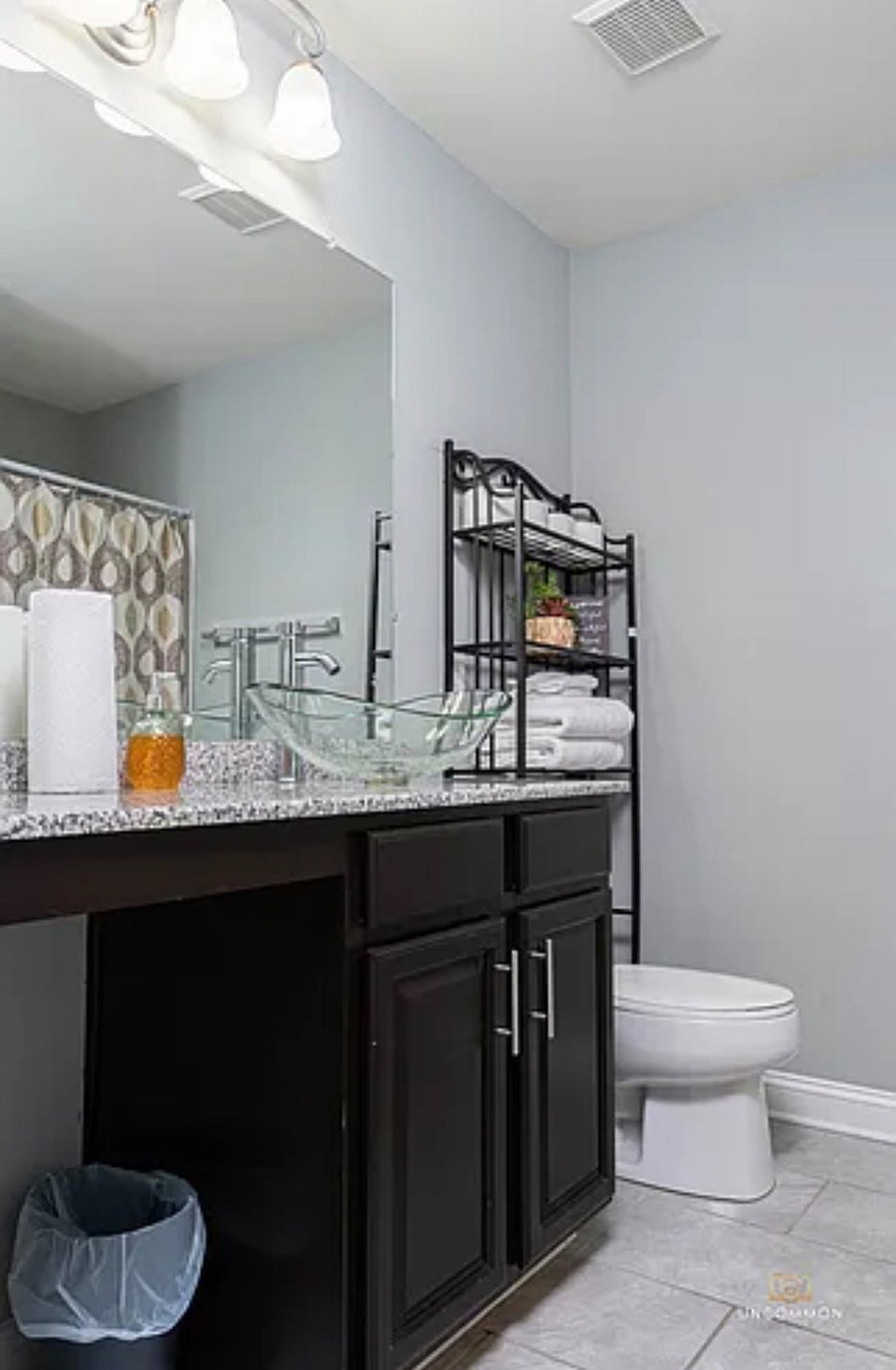 Upstairs hallway bathroom 