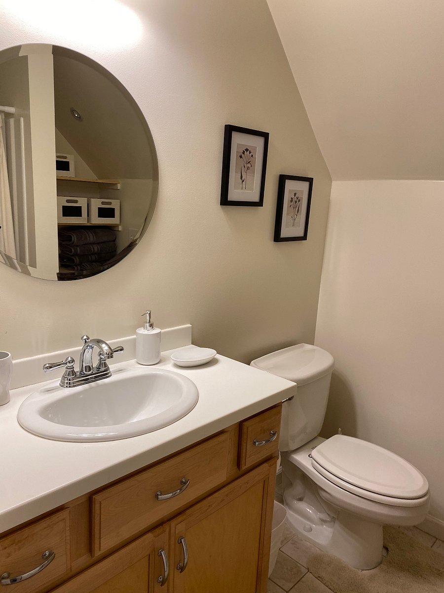 Upstairs Bath