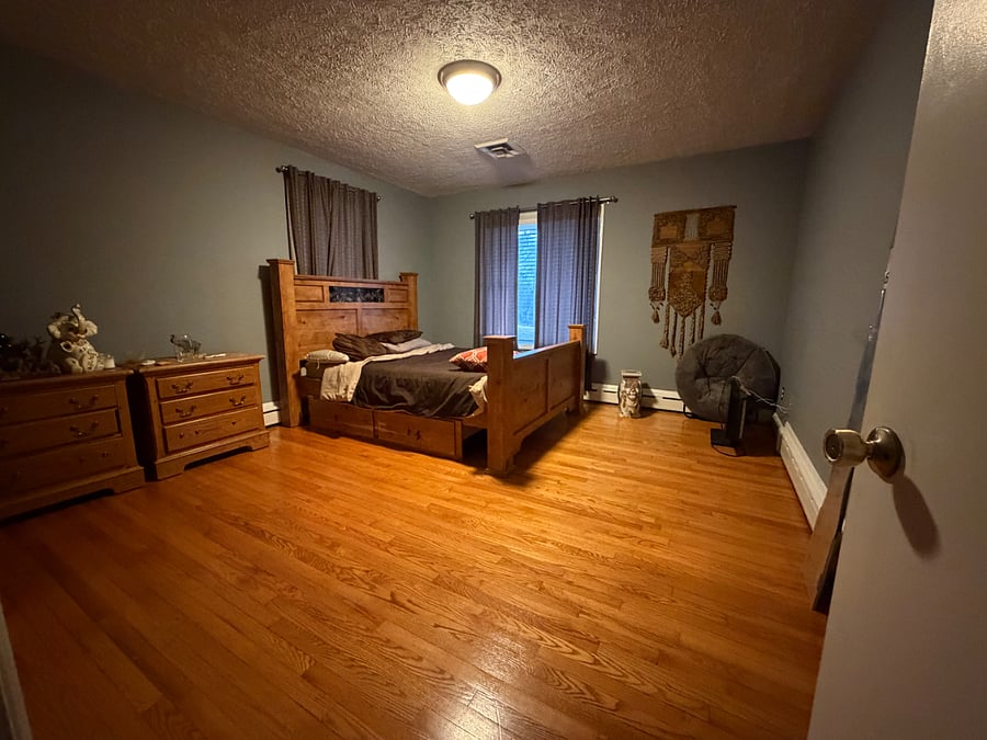 Secondary room