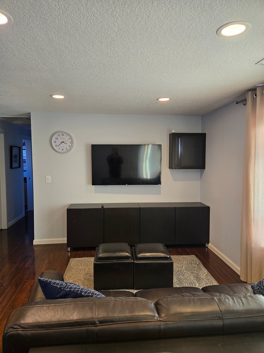 55" 4K Roku TV