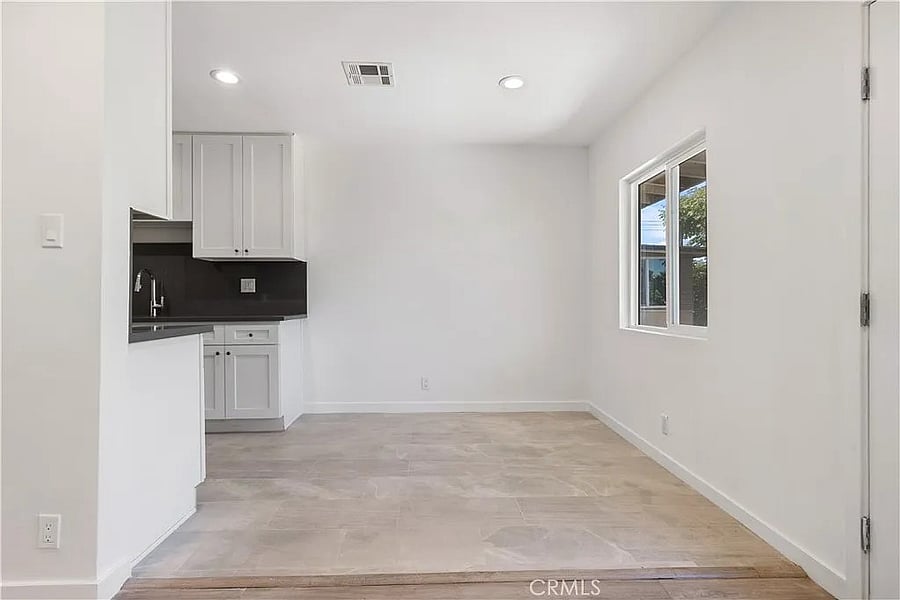 Furnished Finder property 928588_3 photo 3