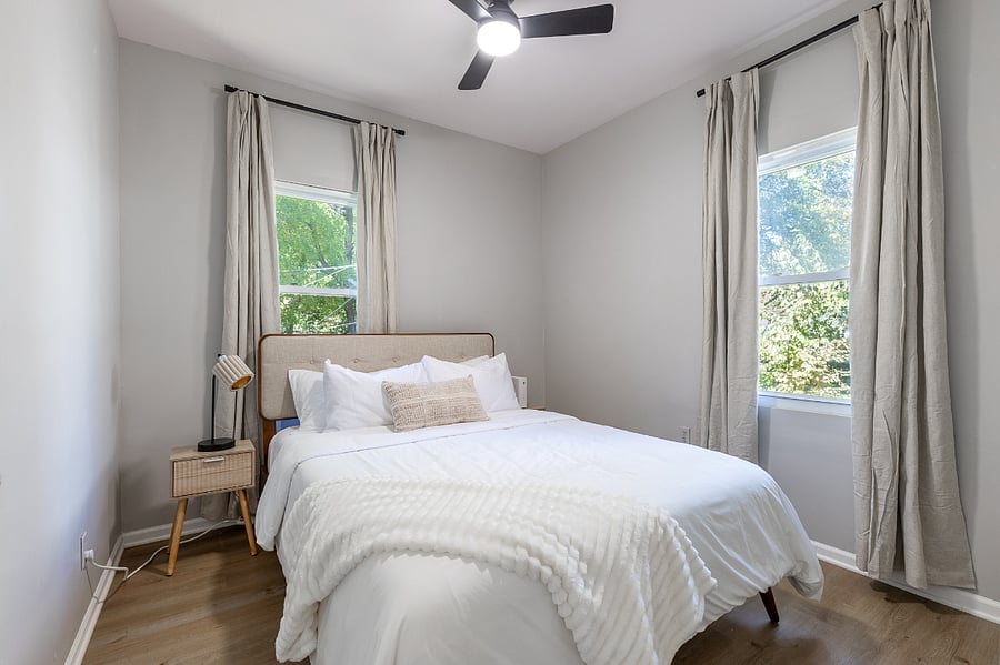Bedroom 2 with queen bed