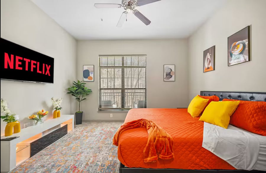 King Bed 55 inch Smart TV