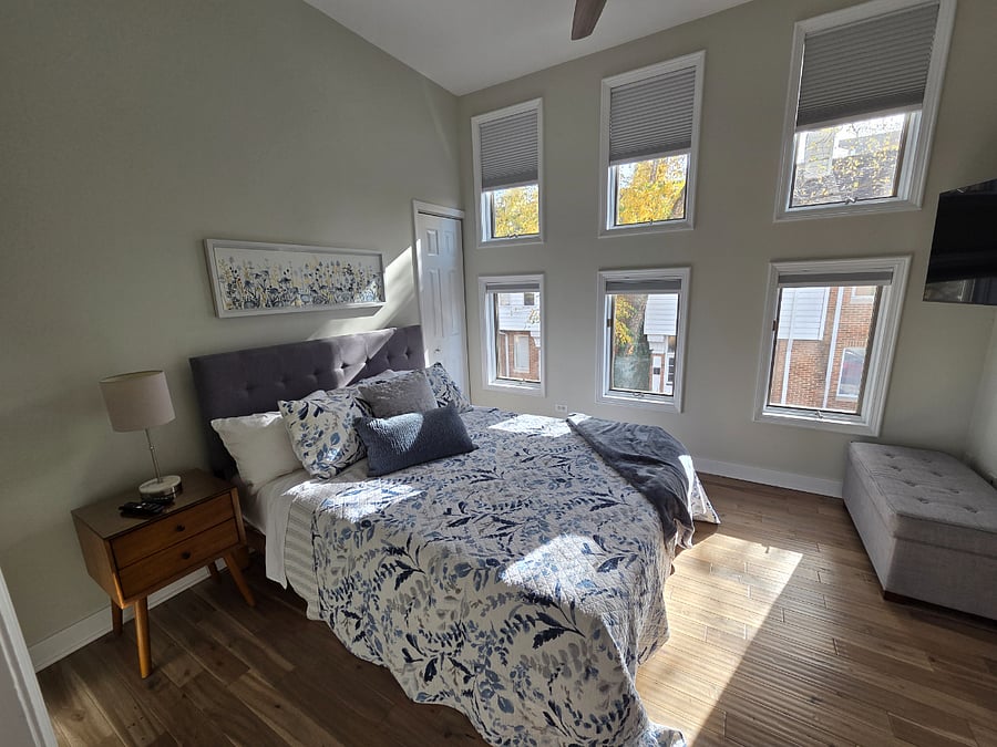 Queen bedroom