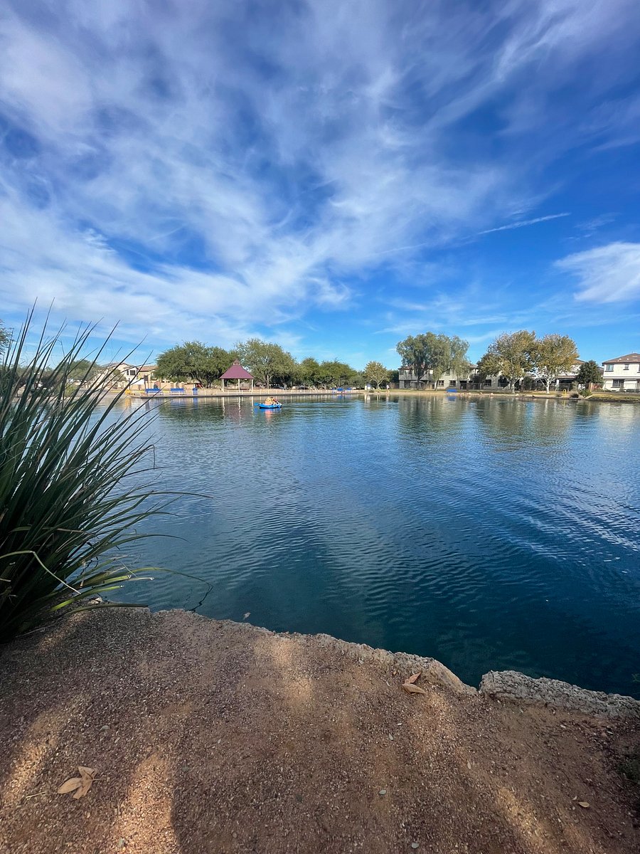 Sahuarita lake located 3 minutes from home.
