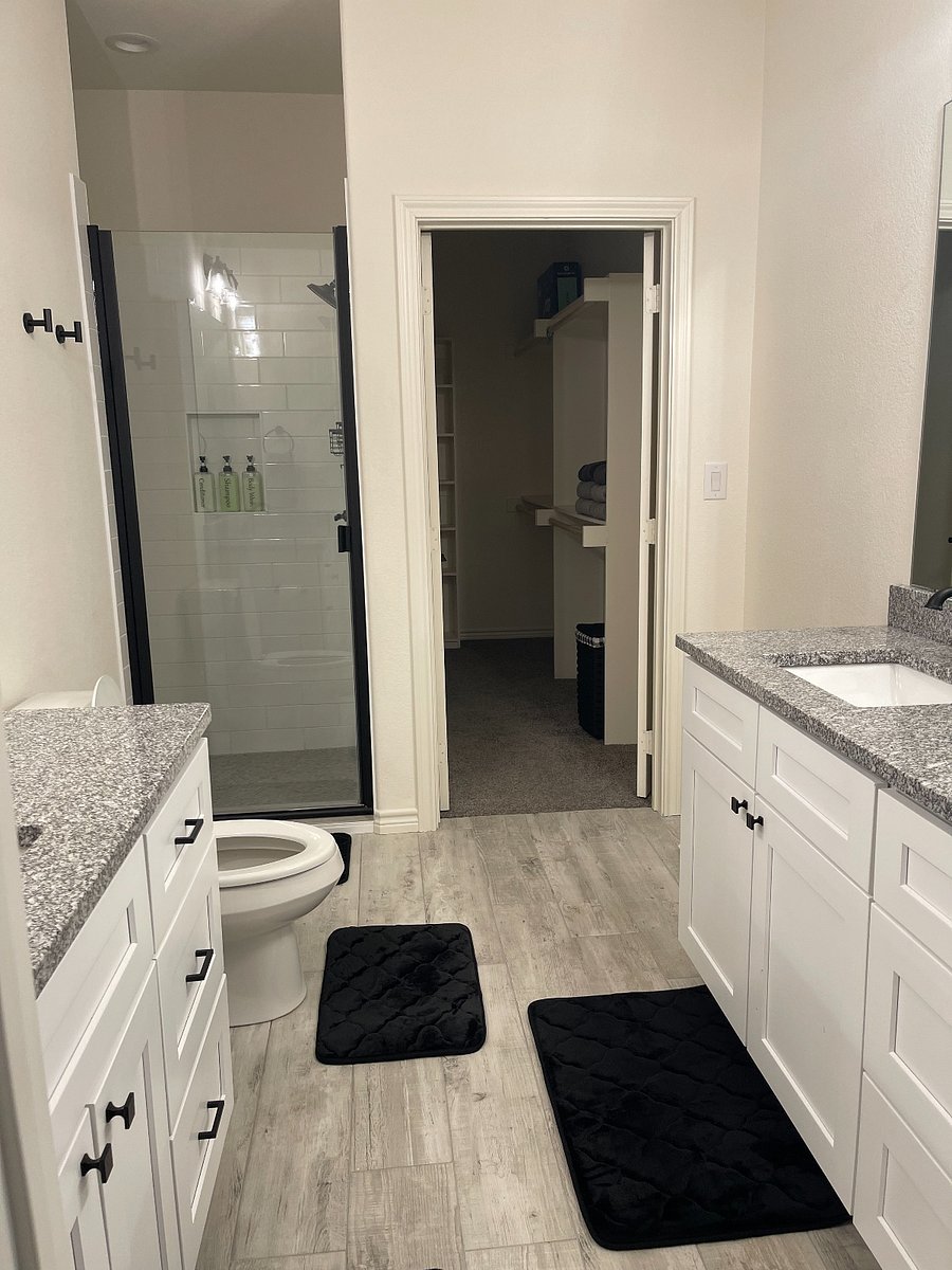 Master bath