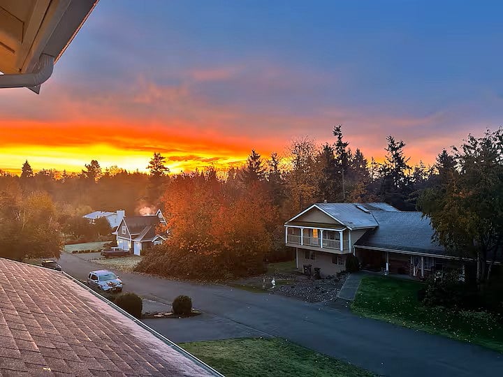 image of sunrise on our street