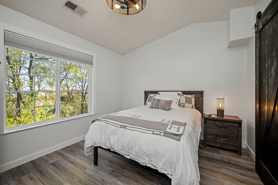 3rd Bedroom / Office