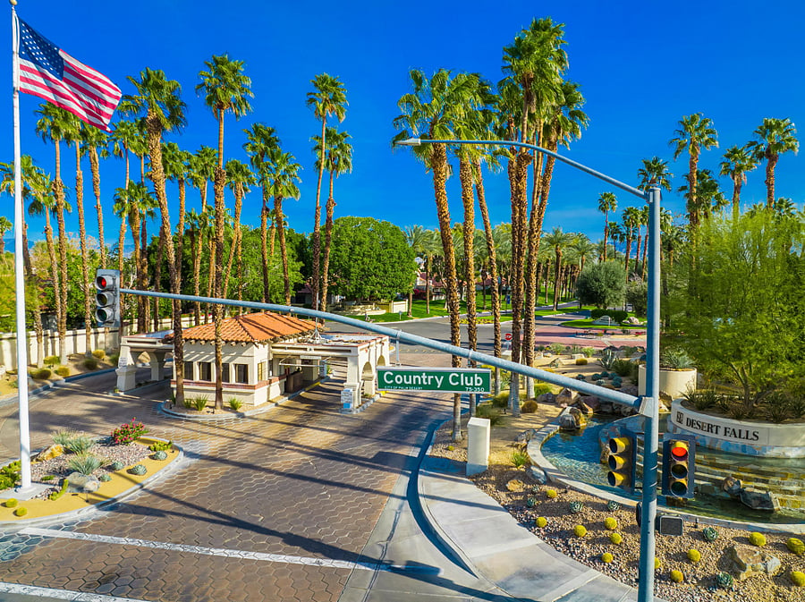 Feel safe and relaxed with 24/7 security in this peaceful, gated community throughout your stay.