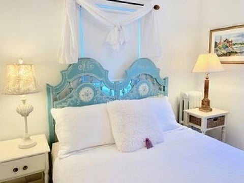 Bedroom 1a