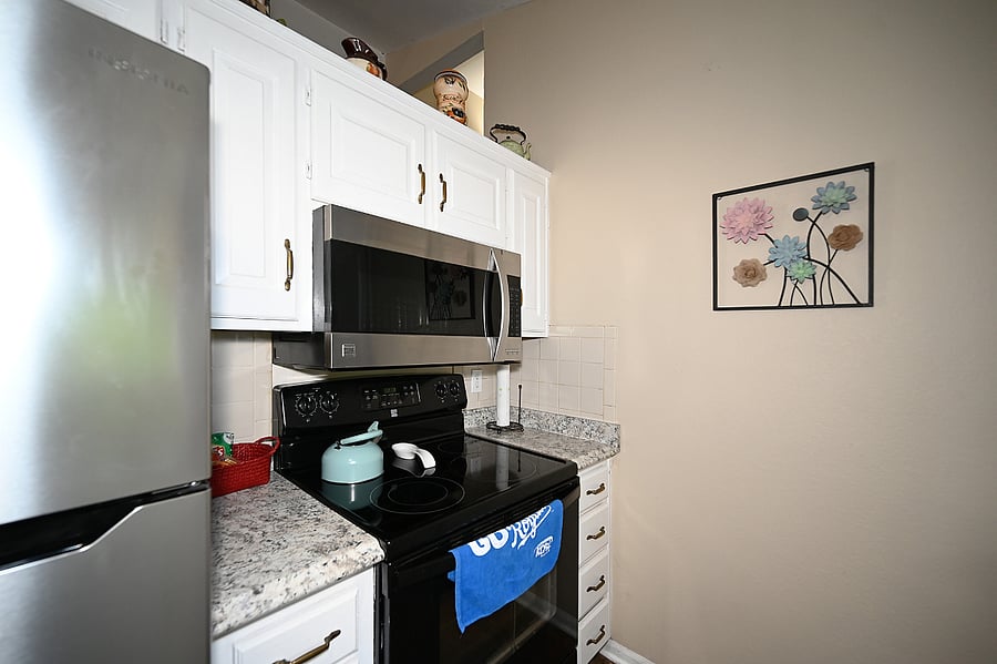 Furnished Finder property 928982_1 photo 24