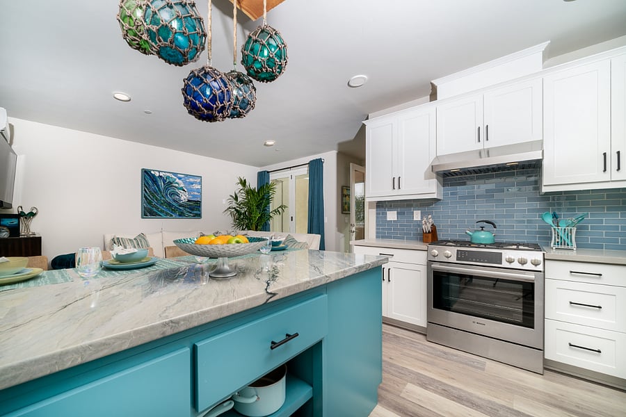 Fully furnished kitchen
