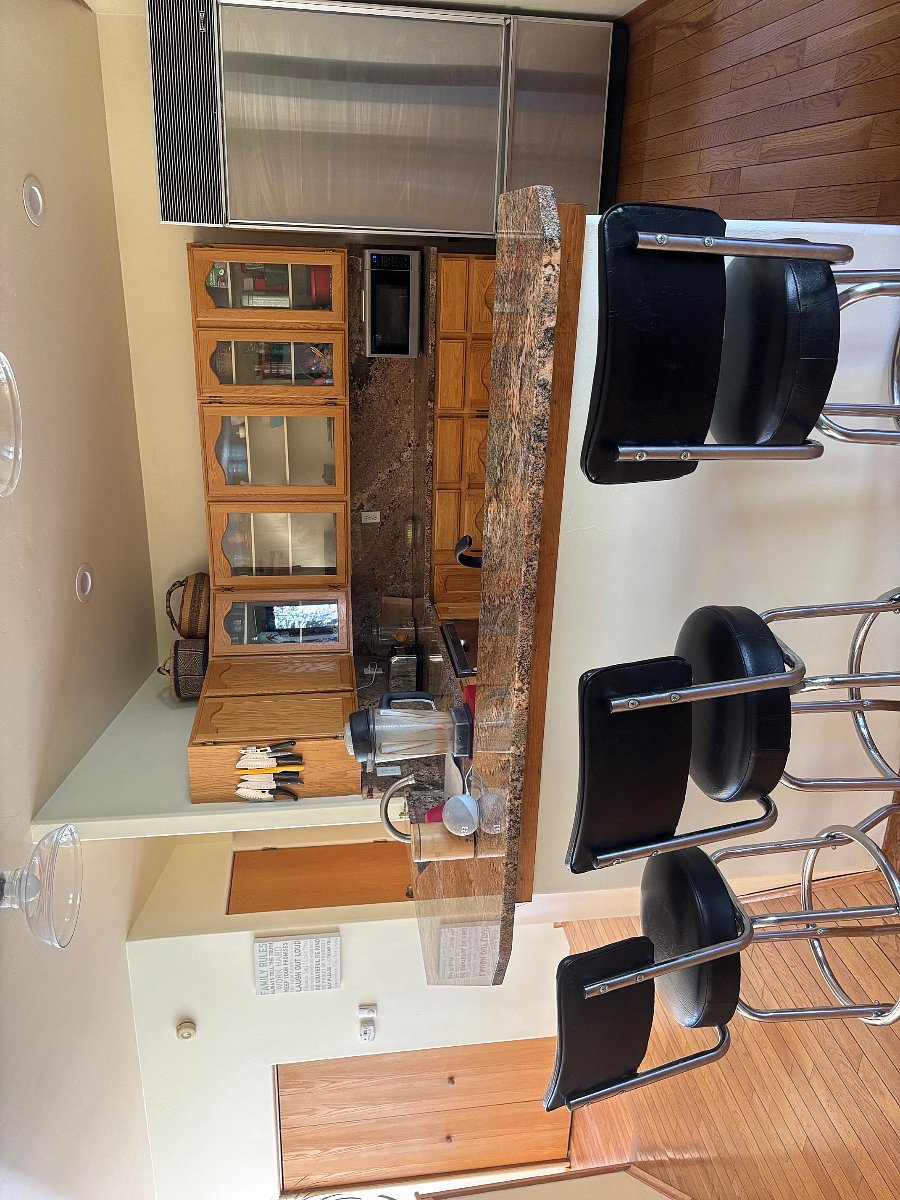 kitchen counter seating