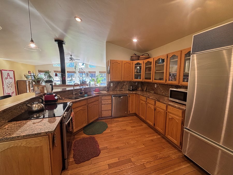 kitchen main