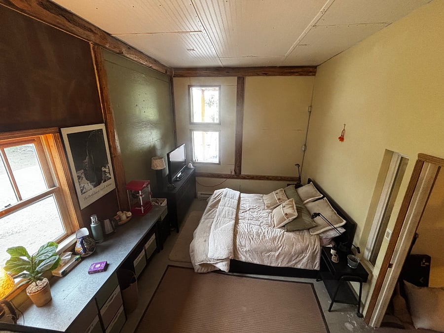 Bunkhouse ground level bedroom overview