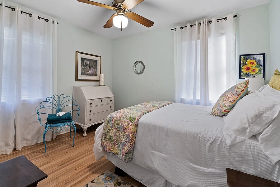 2nd Bedroom FullDouble Bed