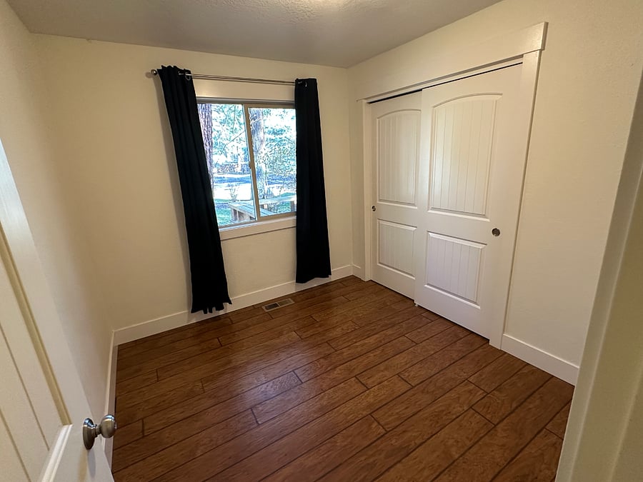 Third bedroom or office space.