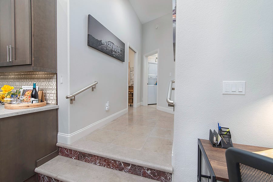 Hallway to bedrooms and laundry