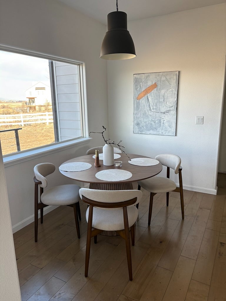Breakfast nook