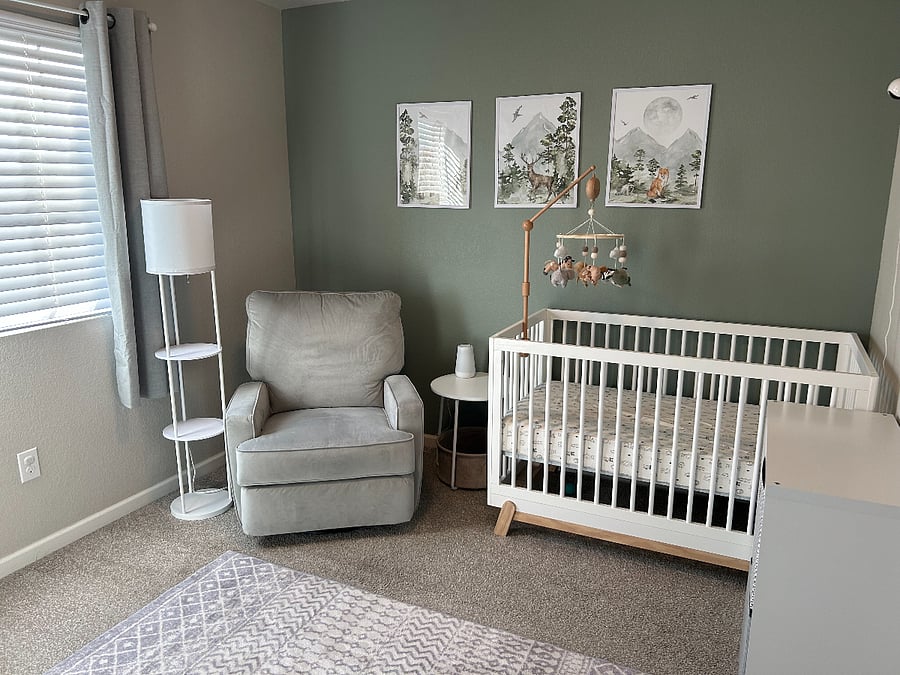 Bedroom 3
* Crib can be removed and a queen bed added or it can just be left empty.