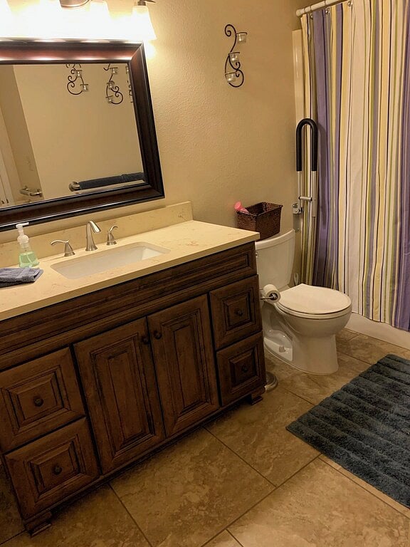 Spare bathroom 