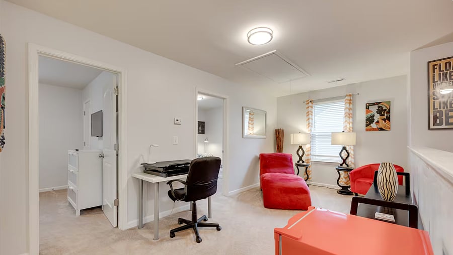 Loft/ office