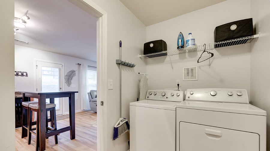 Pantry & Laundry room
