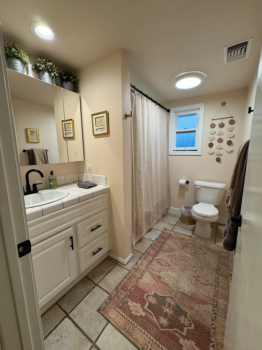 Full bath