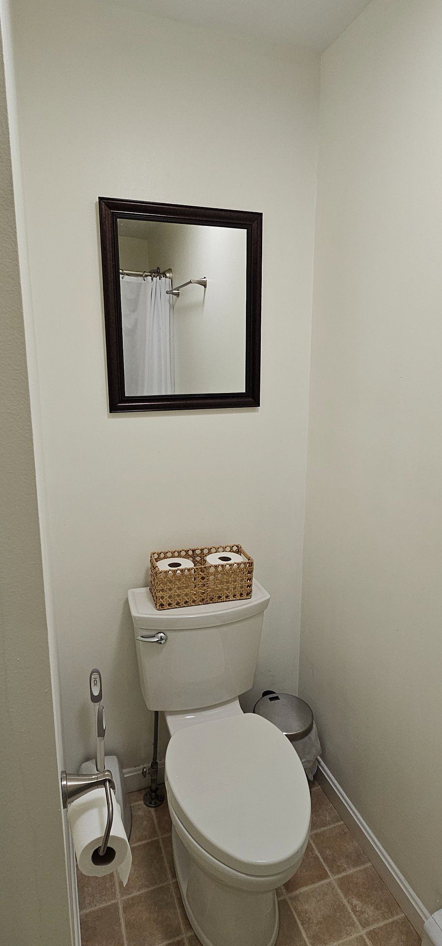 Furnished Finder property 929714_1 photo 9
