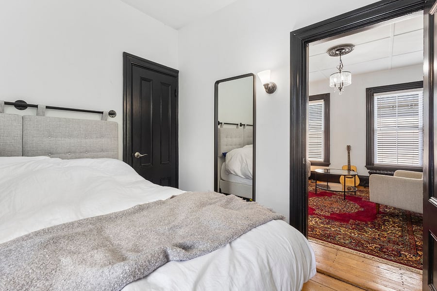 Middle Bedroom