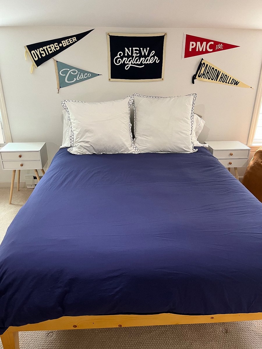 Upstairs Queen Bed
