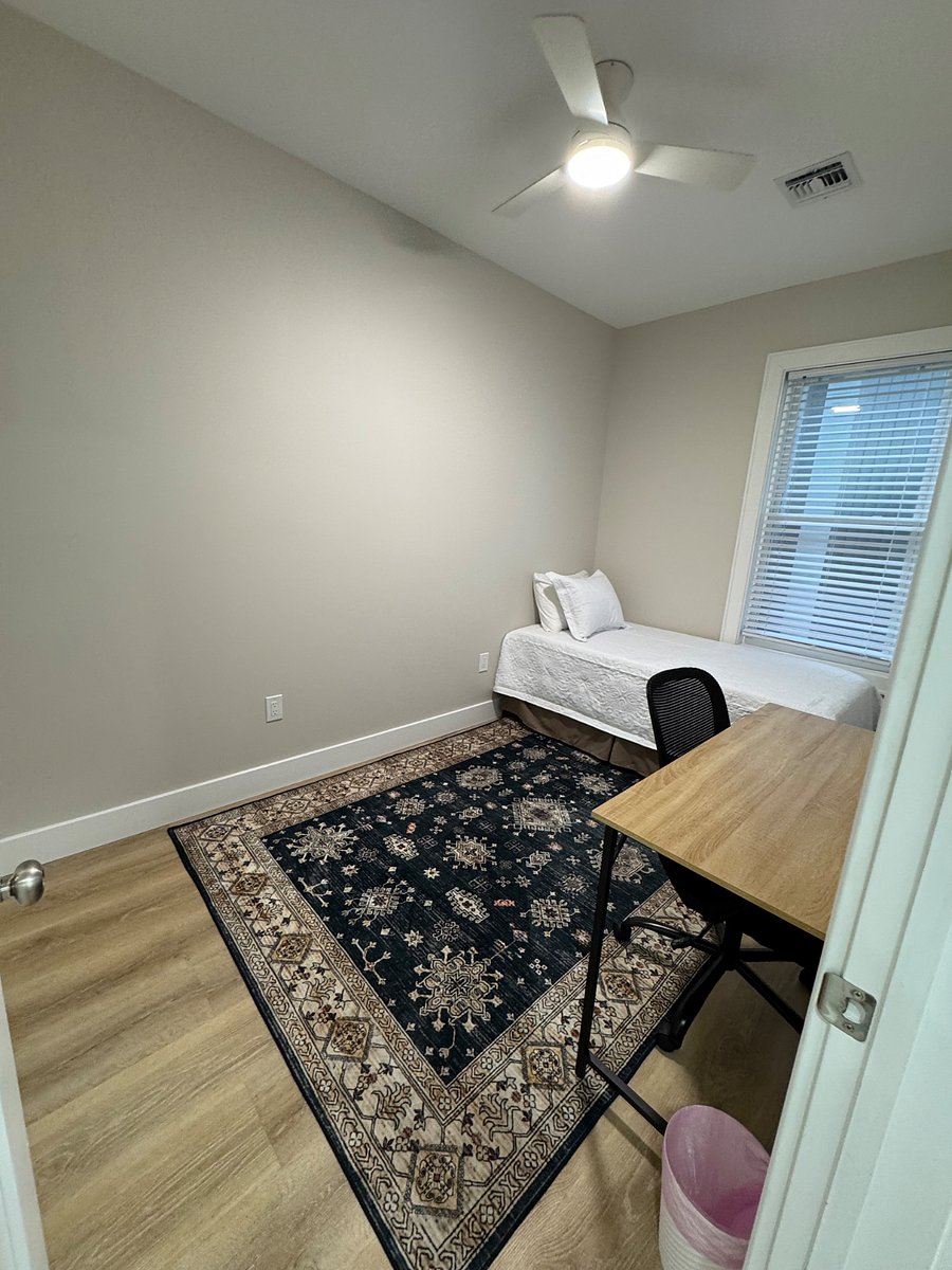 Furnished Finder property 929904_1 photo 15