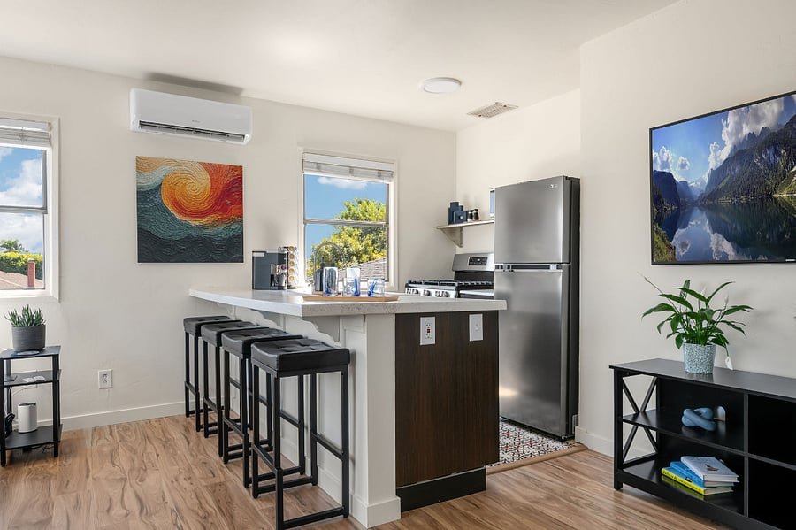 Dining for 4 with barstools