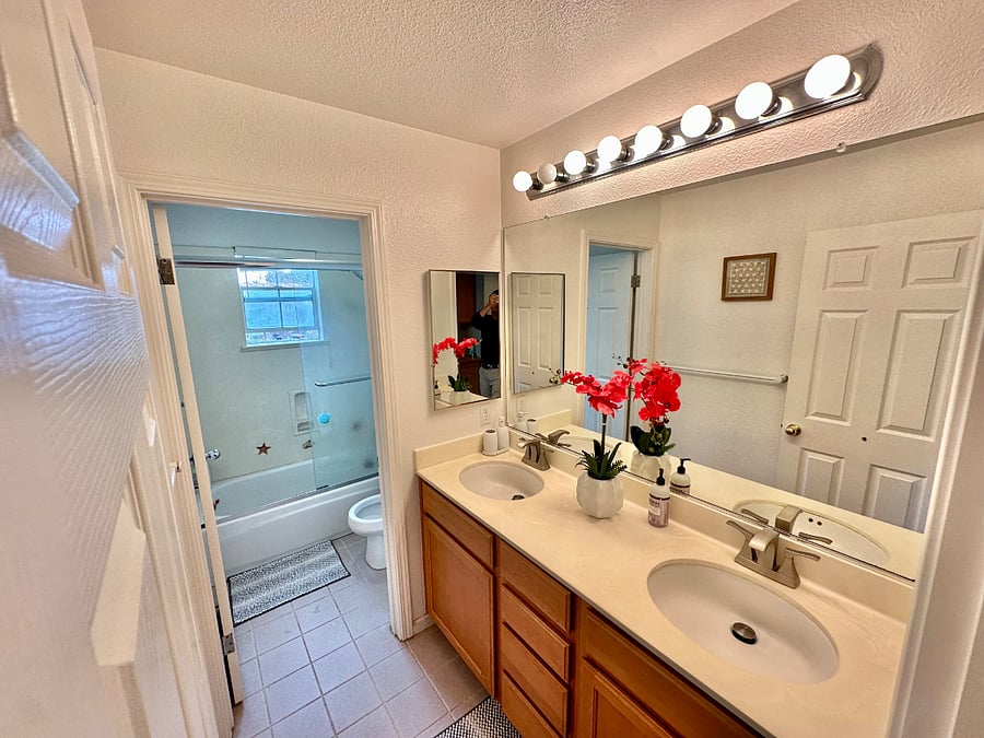 Furnished Finder property 930053_1 photo 8