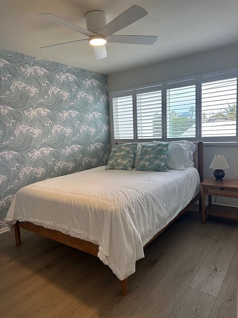 2nd bedroom with Queen size bed 