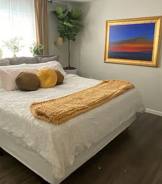 Original local artwork by oil painter Charles Azwell.