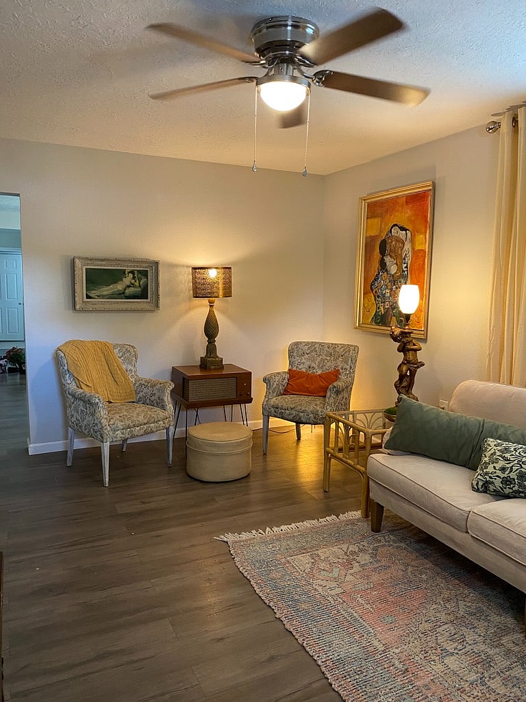 As soon as you enter the living room, you will know that you are home.