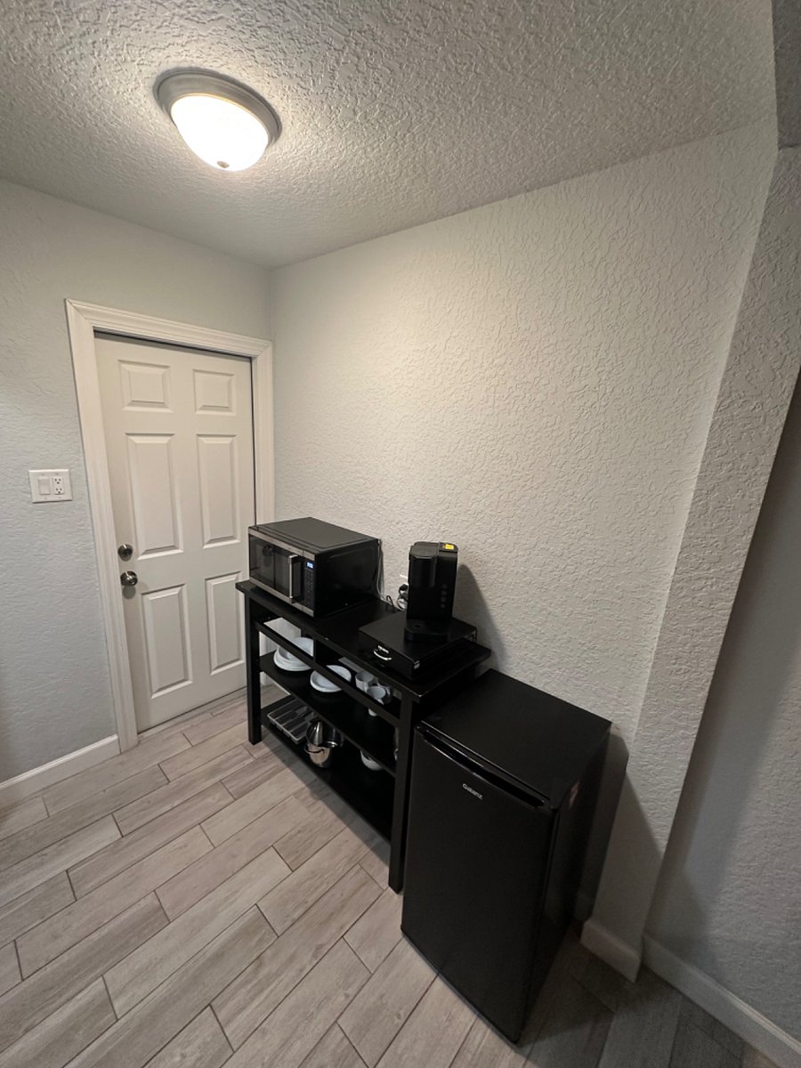 Furnished Finder property 930164_1 photo 3