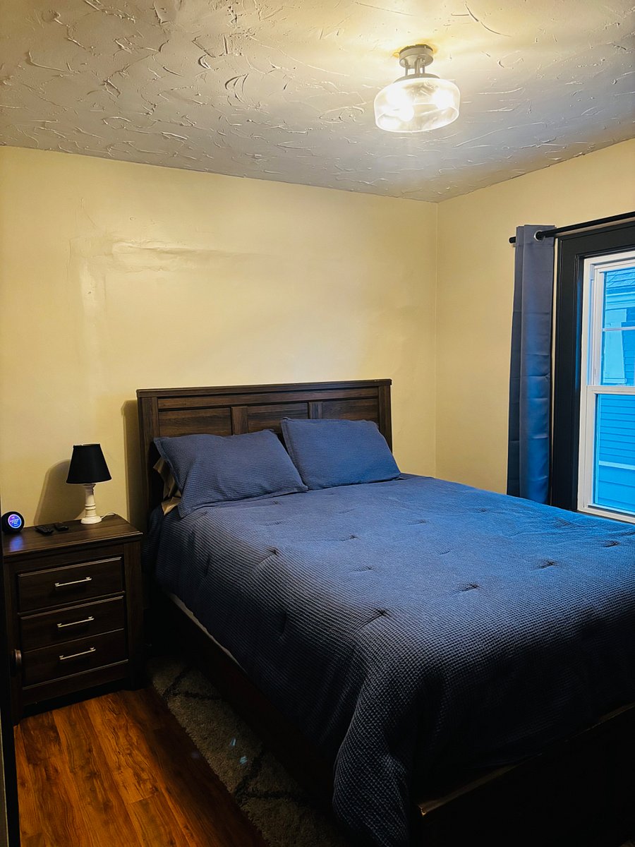 Queen bed