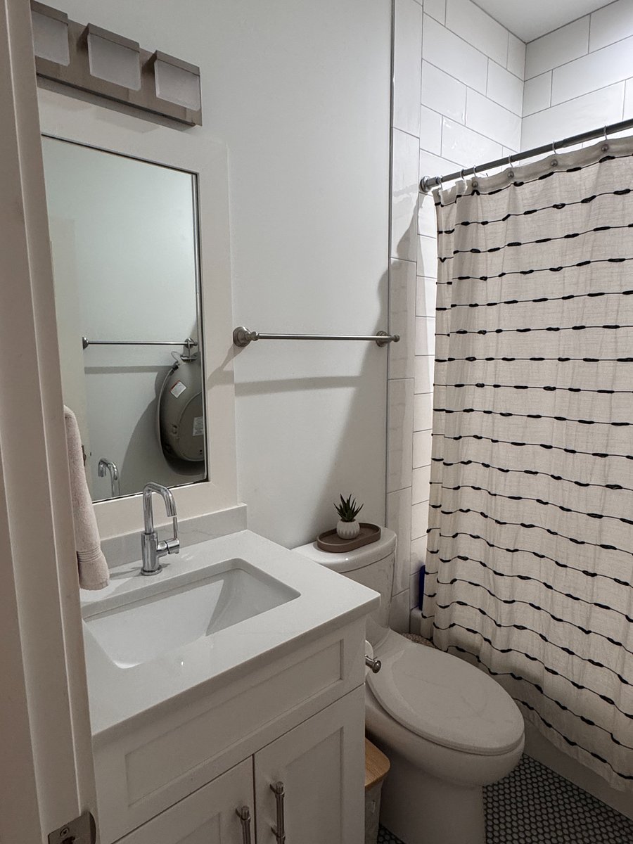Furnished Finder property 930198_1 photo 15