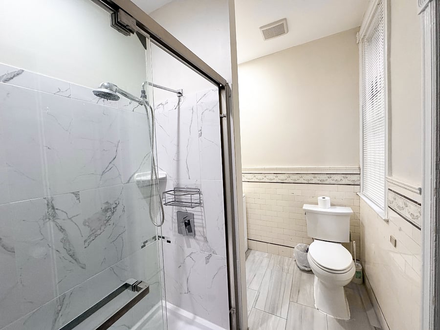 2nd Floor Full Shared Bathroom