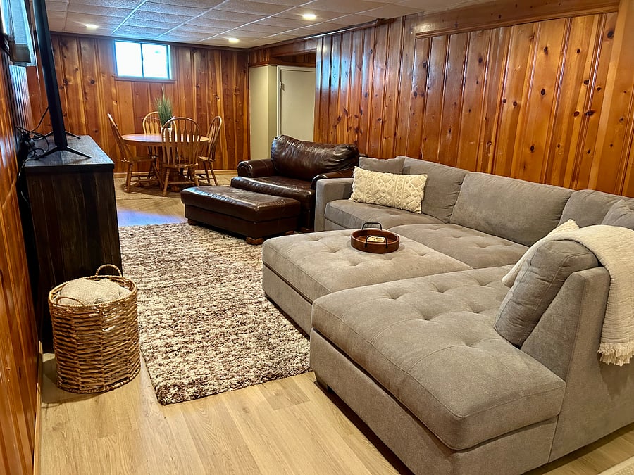 Furnishings may slightly differ from photos