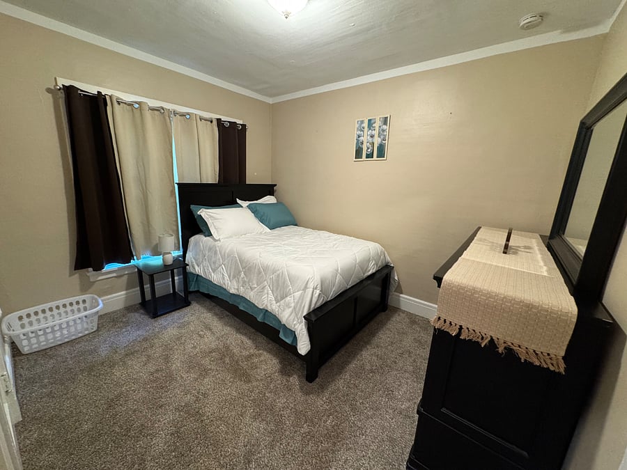 Furnished Finder property 930392_1 photo 9