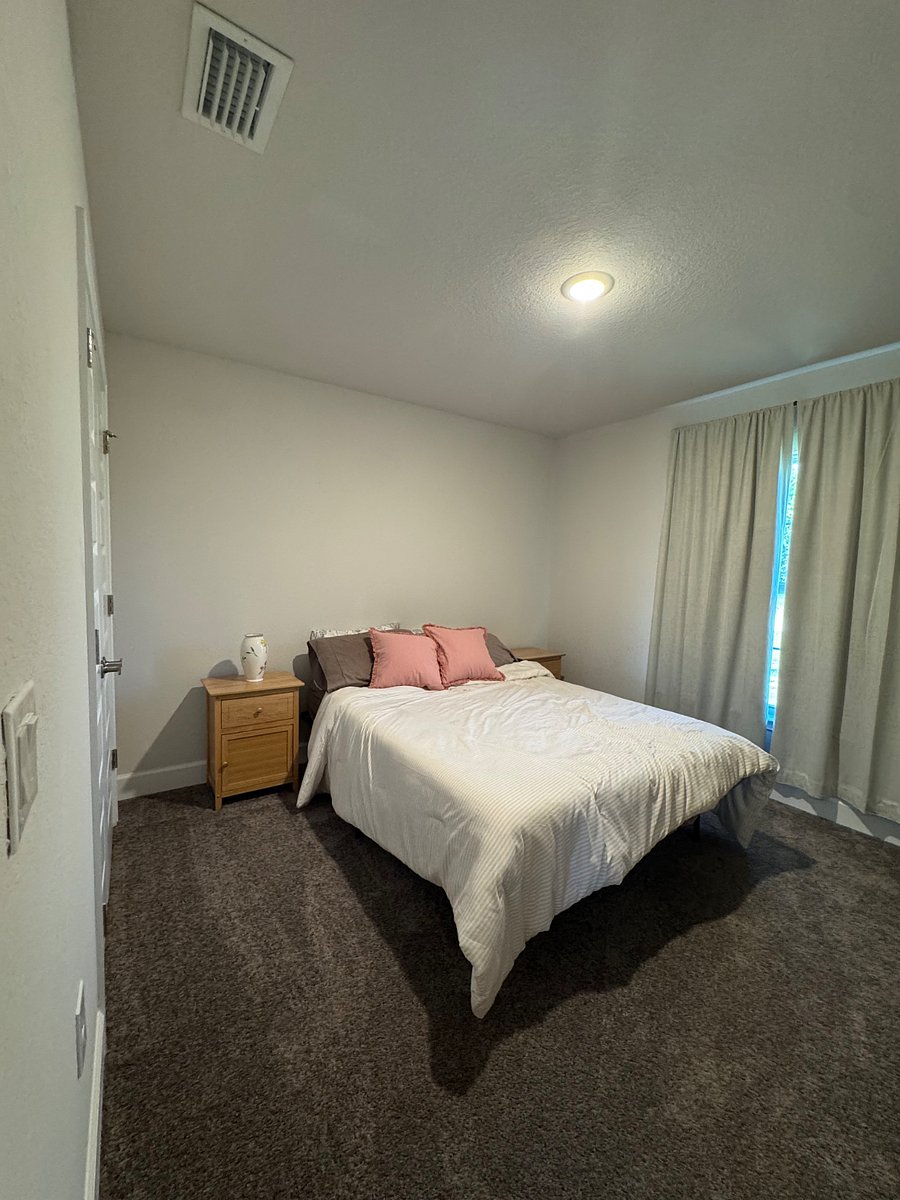Furnished Finder property 930399_1 photo 16