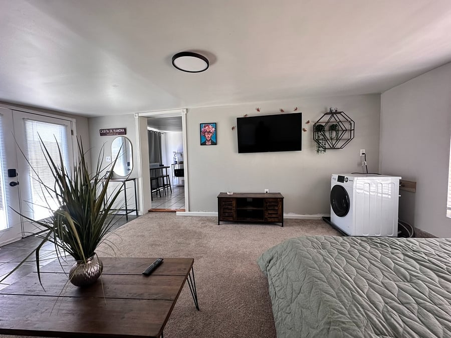 Furnished Finder property 930416_1 photo 3