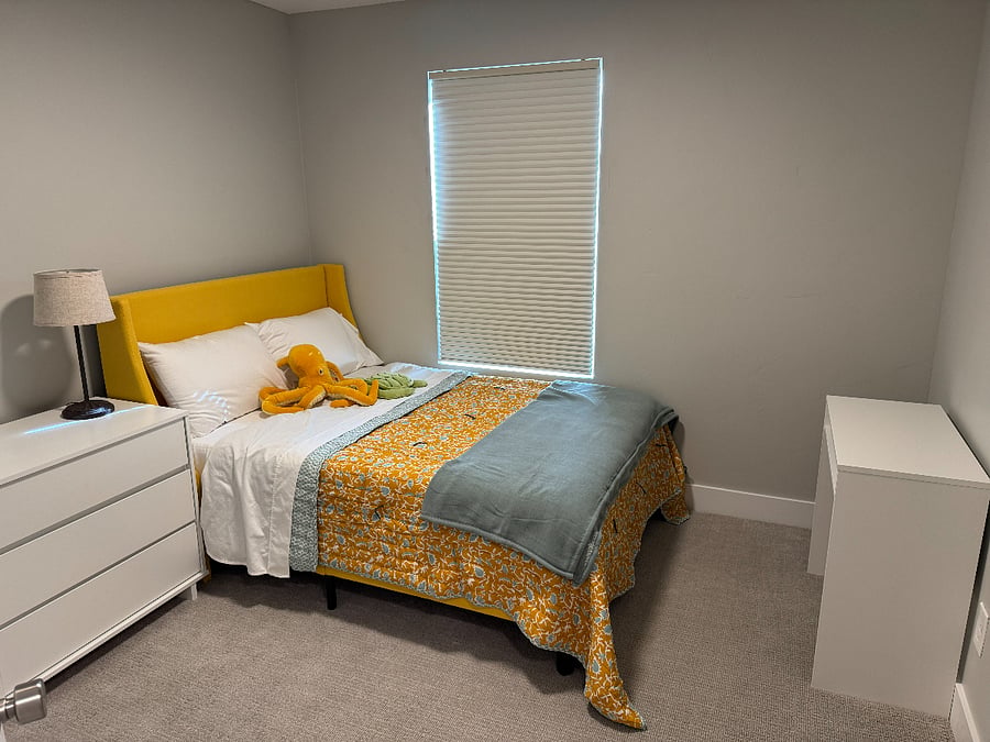 Full-bed