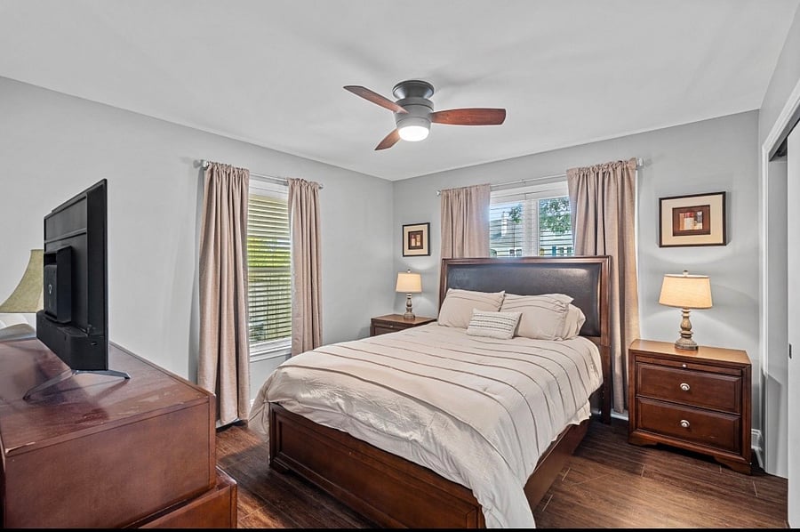 Queen Bed