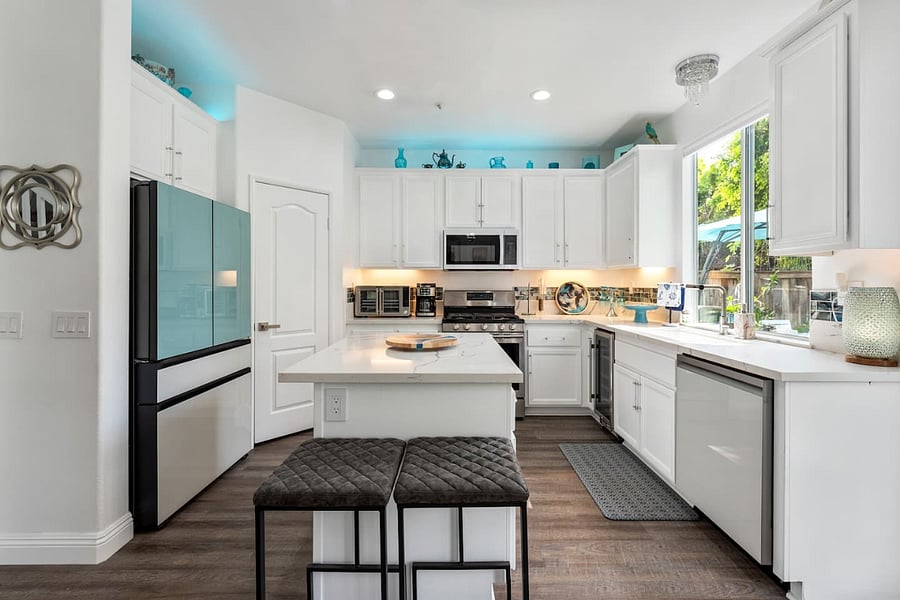 Furnished Finder property 930497_5 photo 12