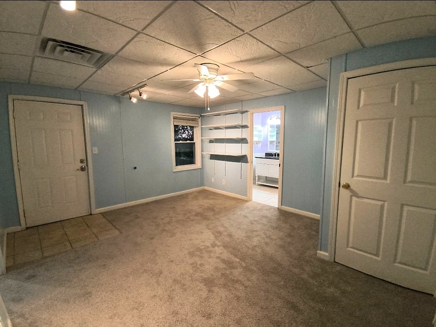 Private Full bathroom with direct access from front Room