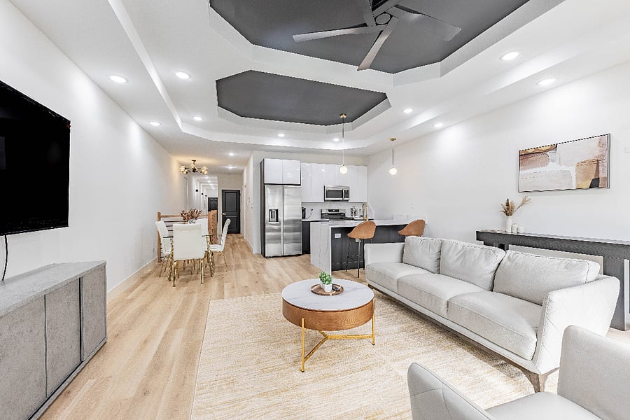 Living room + 75" smart TV